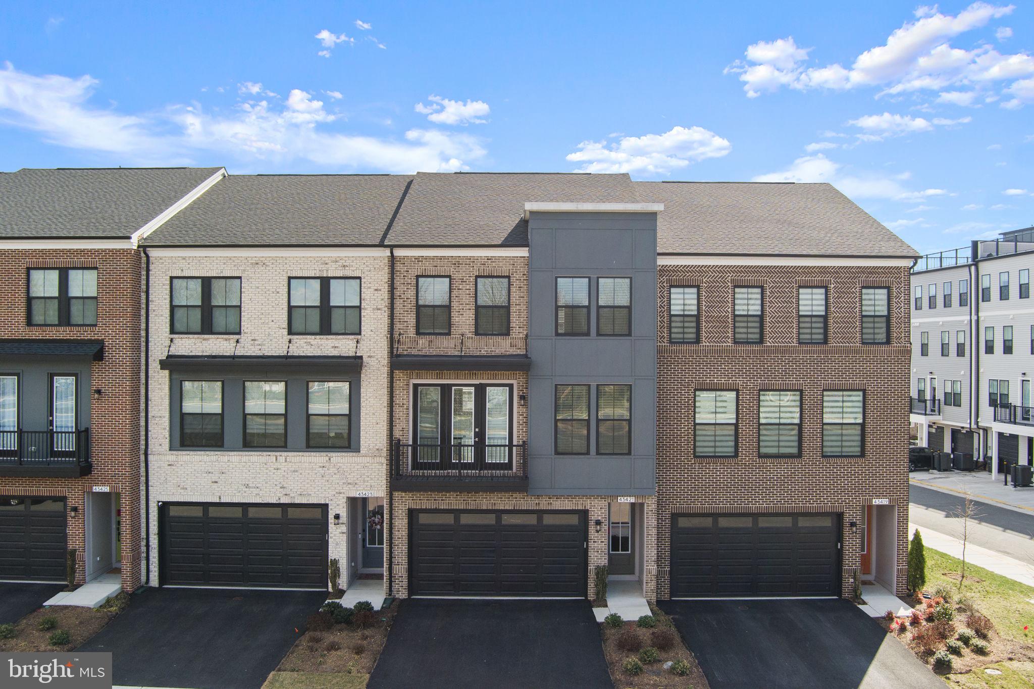 DEMOTT & SILVER - Residential Lease