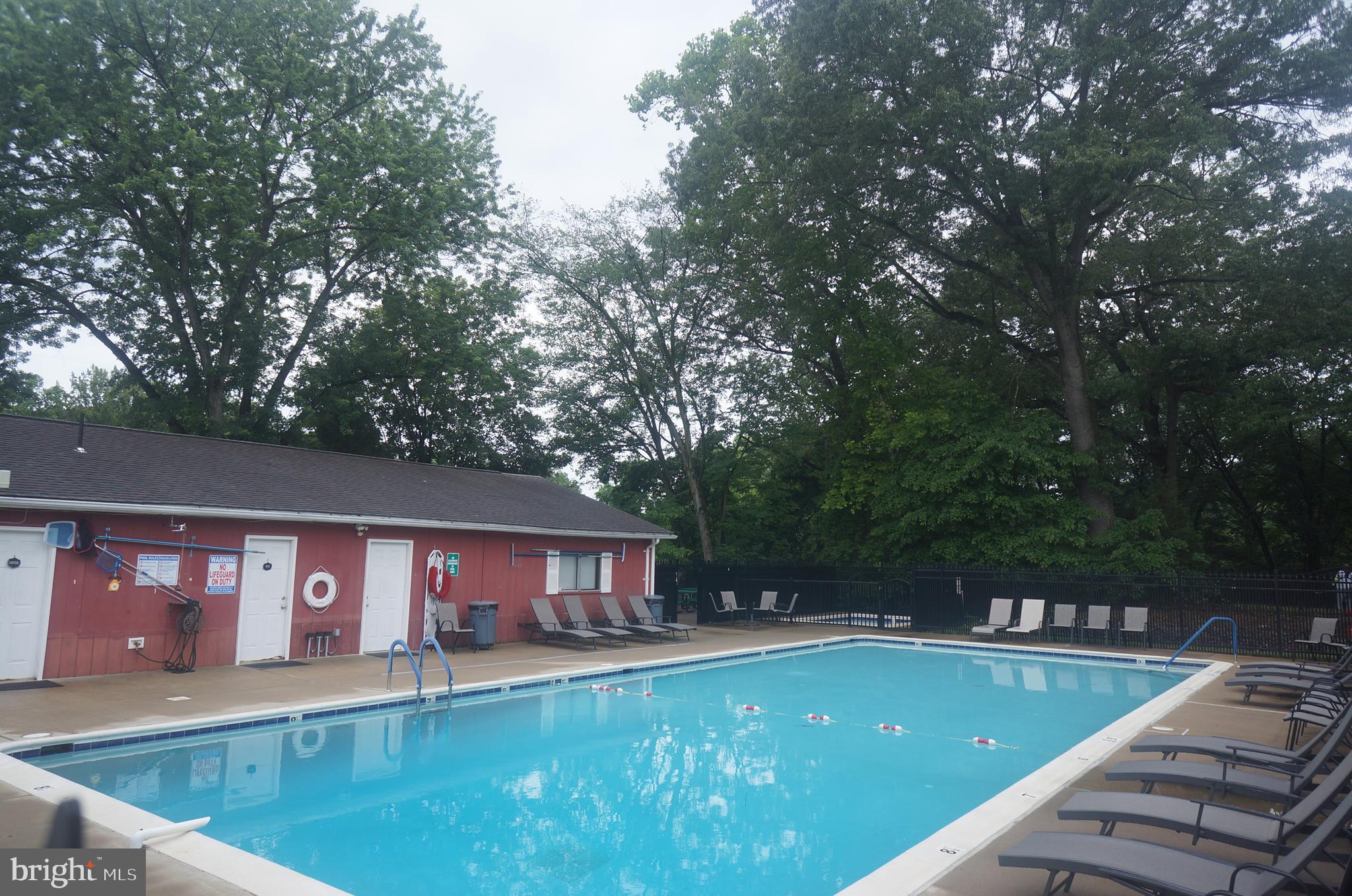 HIDDEN VALLEY - Residential