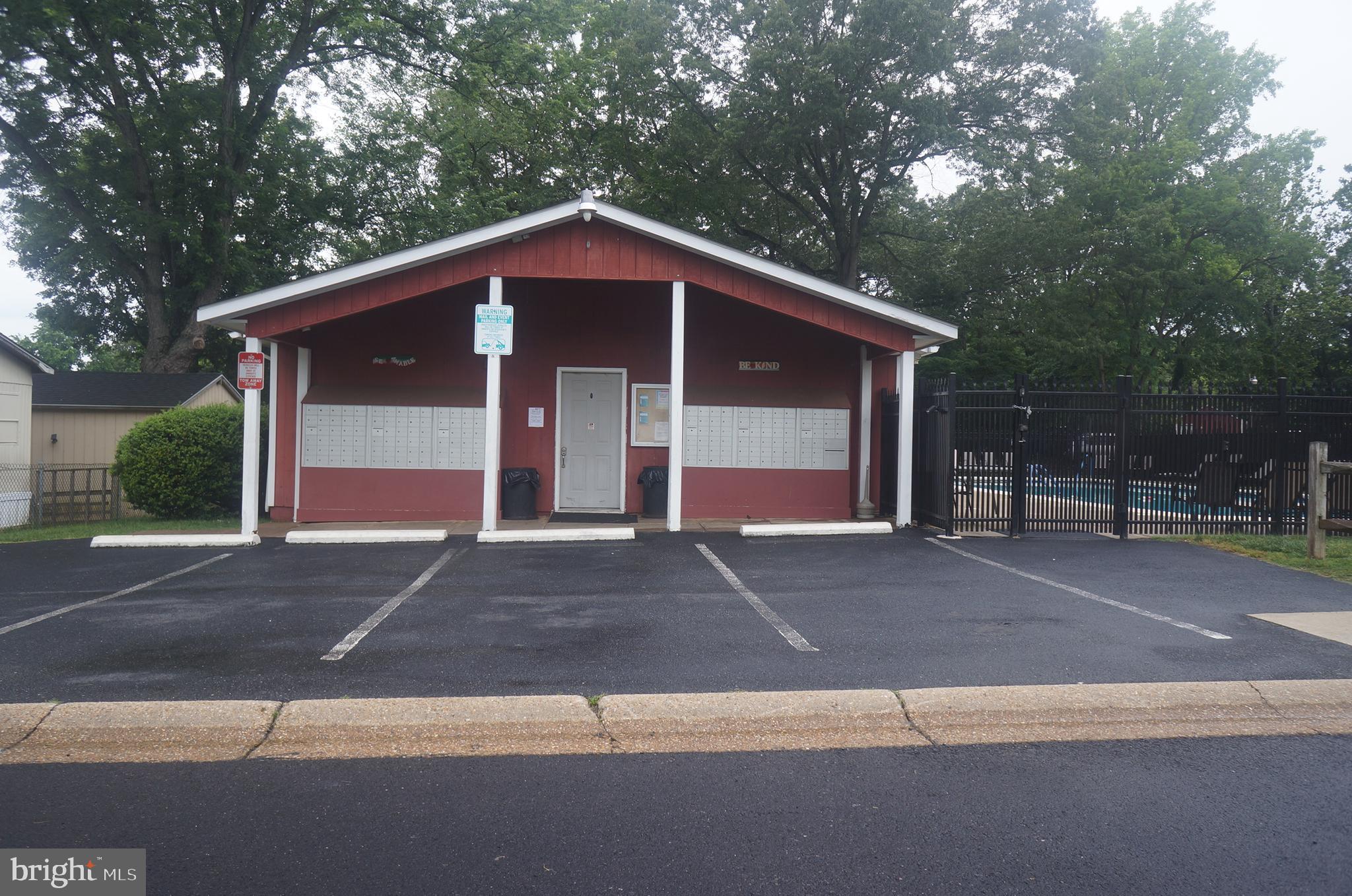 HIDDEN VALLEY - Residential