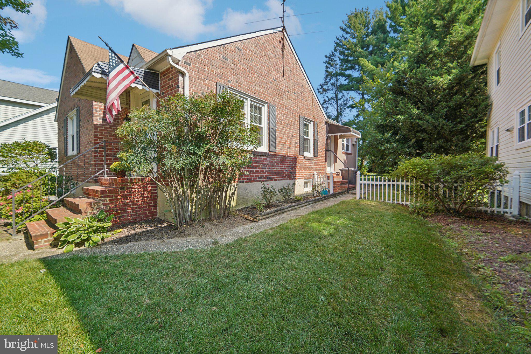 OAK CREST - Residential Lease