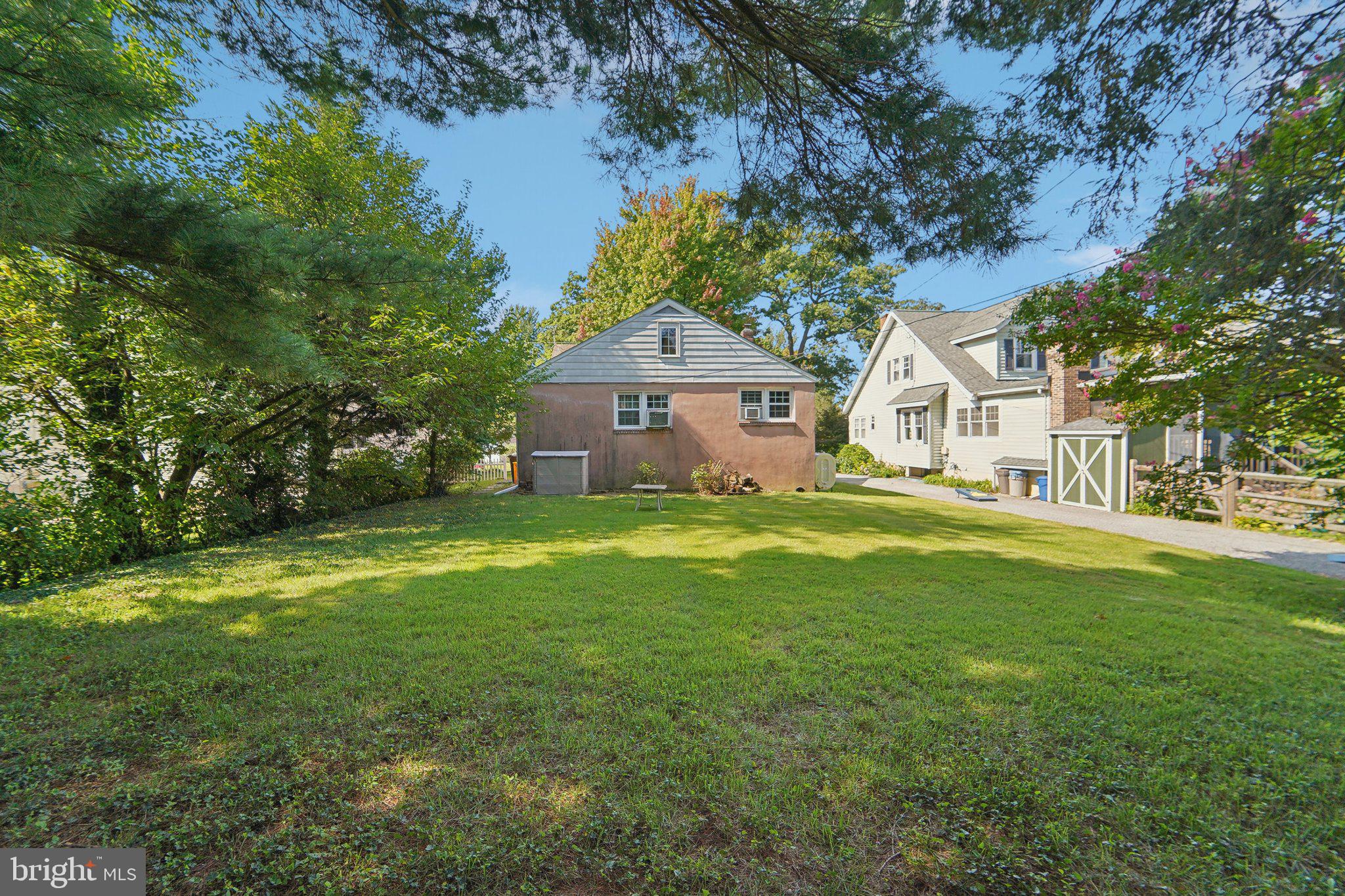 OAK CREST - Residential Lease