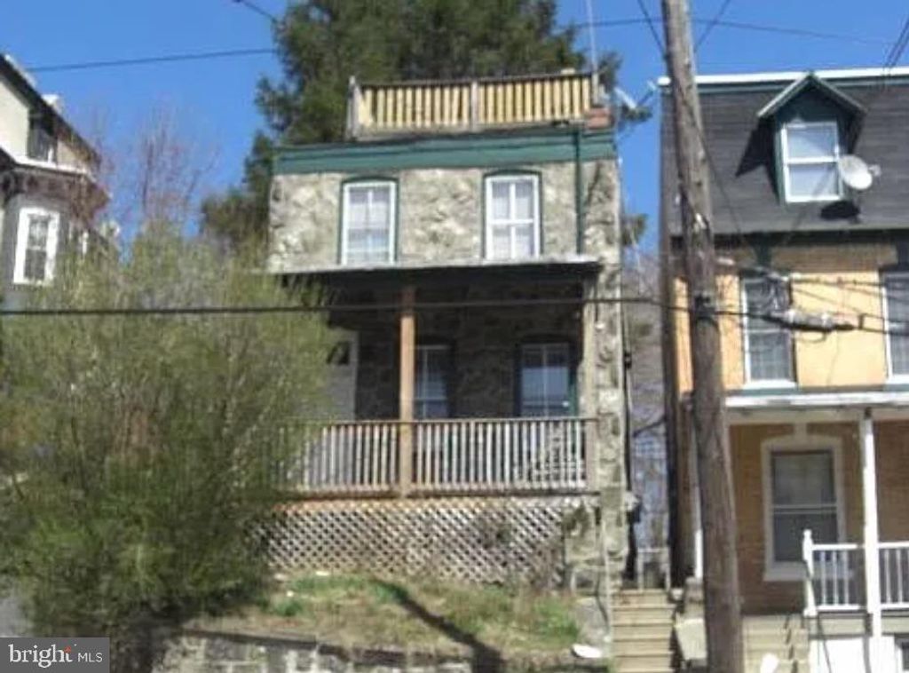 Photo of 4107 Manayunk Avenue, PHILADELPHIA, PA 19128 (MLS # PAPH2568196)