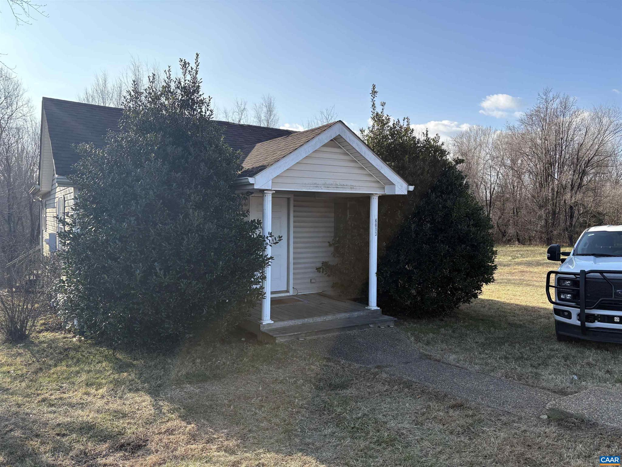 6013 ROCKFISH GAP TPKE