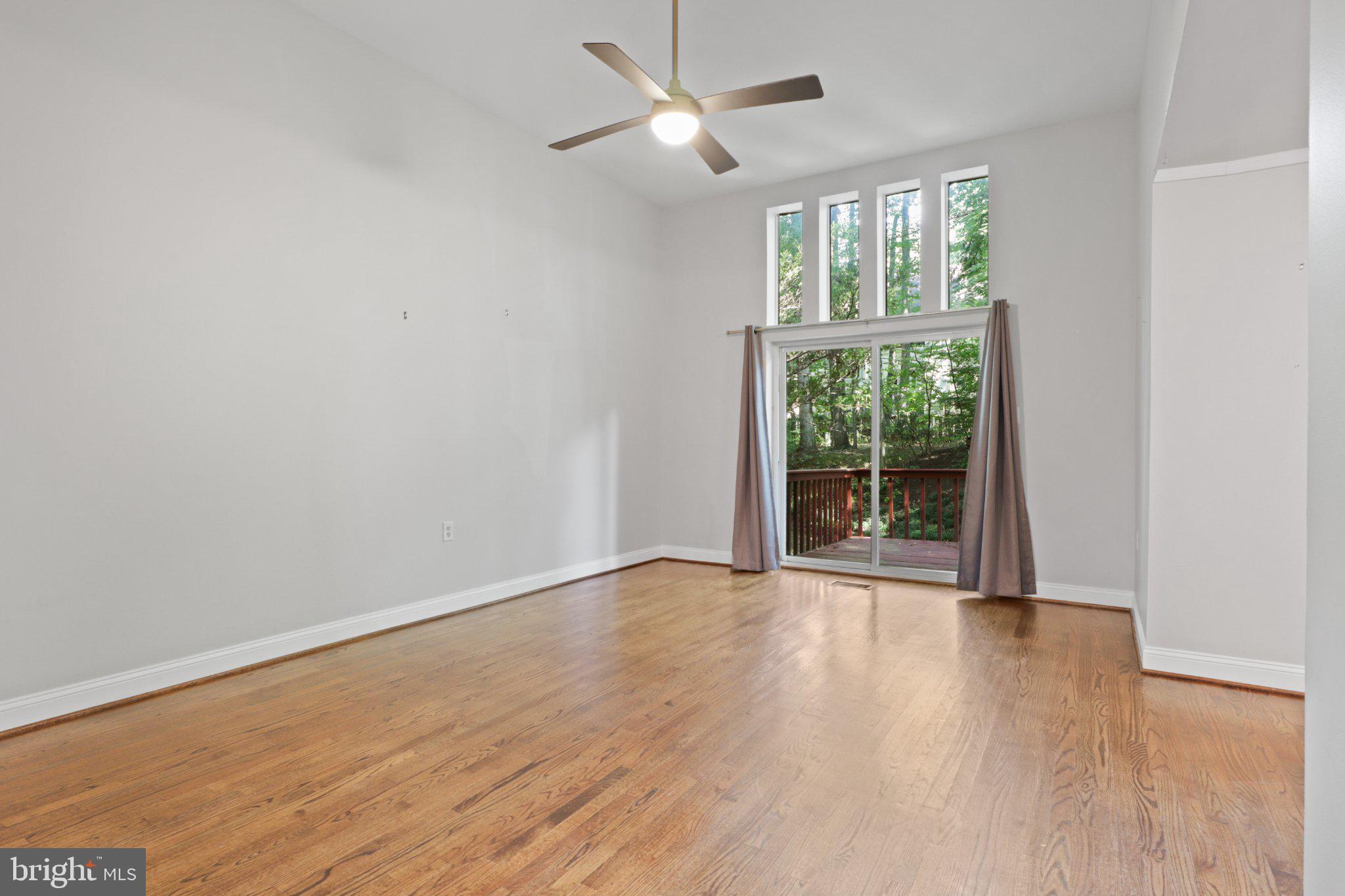 1595 INLET COURT
