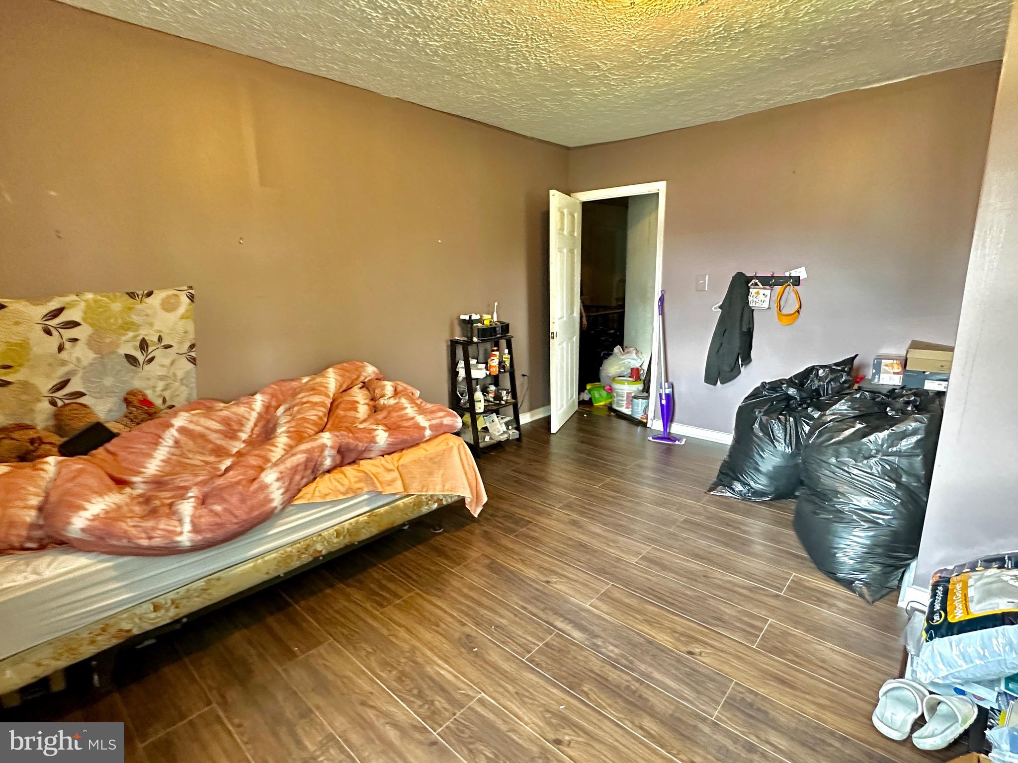 SOUTH END - Residential