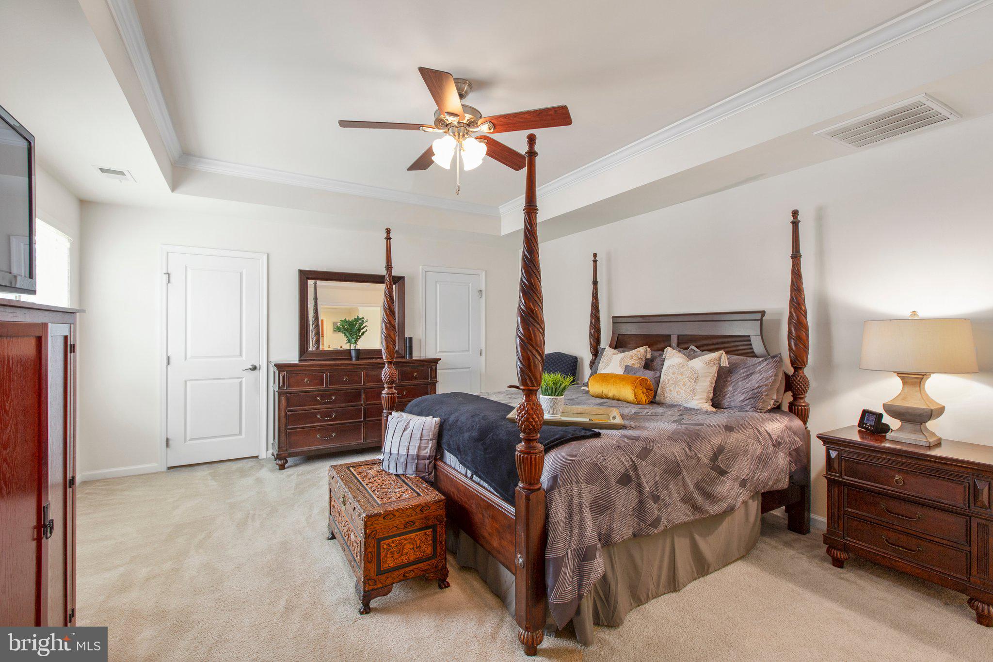 LIBERTY KNOLLS - Residential