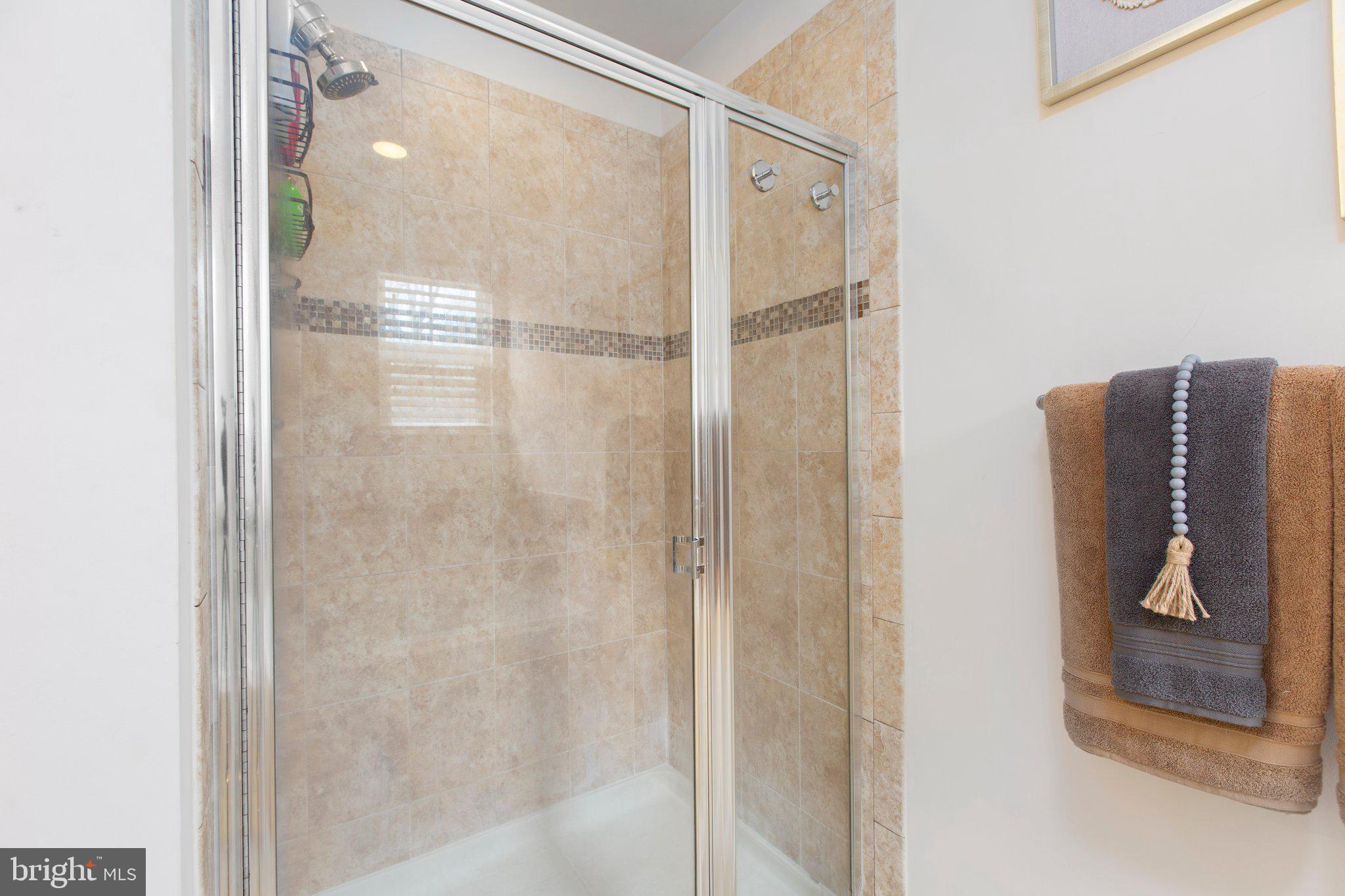 LIBERTY KNOLLS - Residential