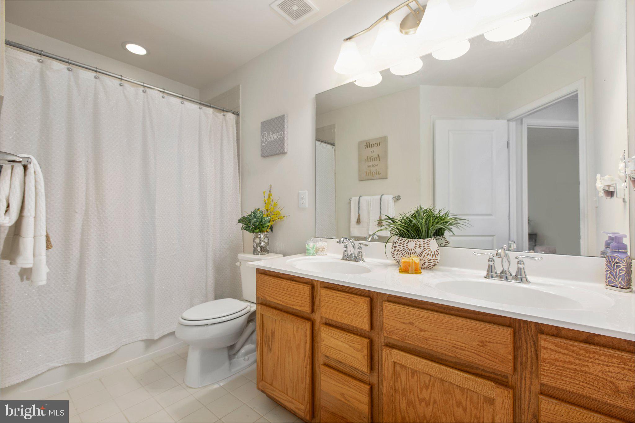 LIBERTY KNOLLS - Residential