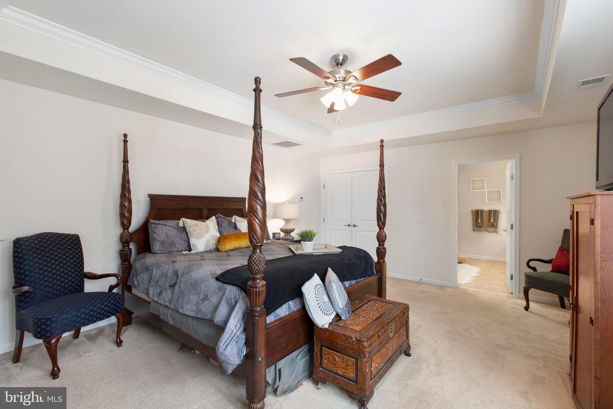 LIBERTY KNOLLS - Residential