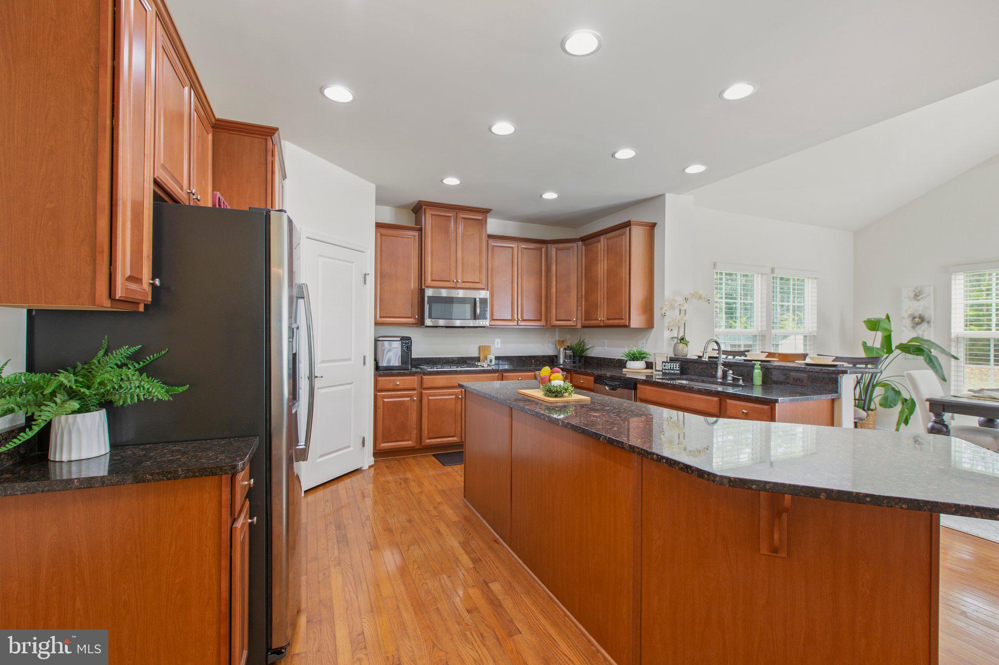 LIBERTY KNOLLS - Residential