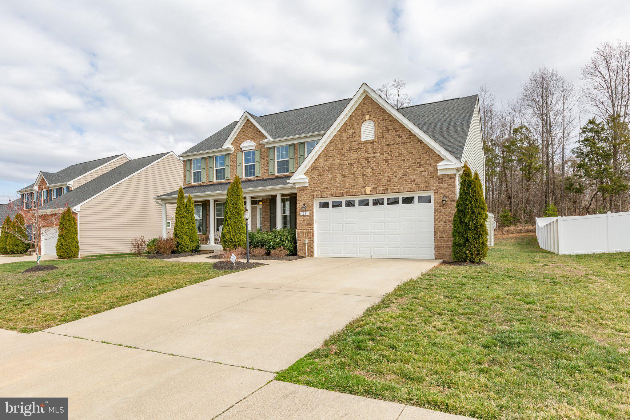 LIBERTY KNOLLS - Residential