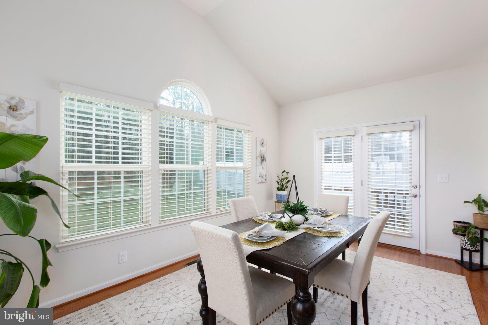 LIBERTY KNOLLS - Residential