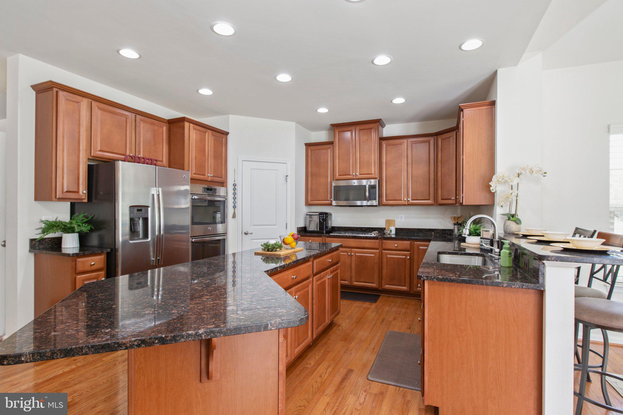 LIBERTY KNOLLS - Residential