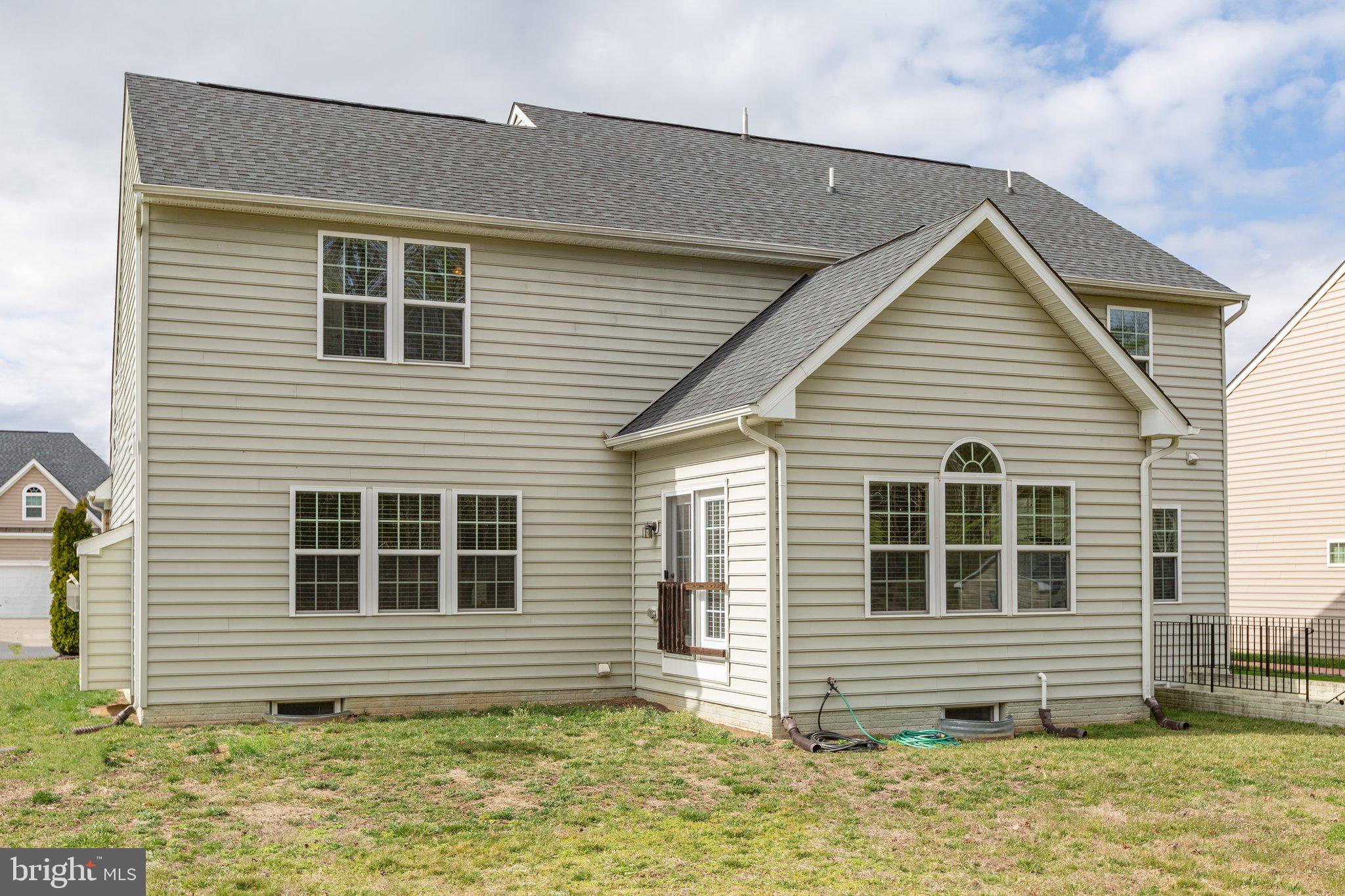 LIBERTY KNOLLS - Residential