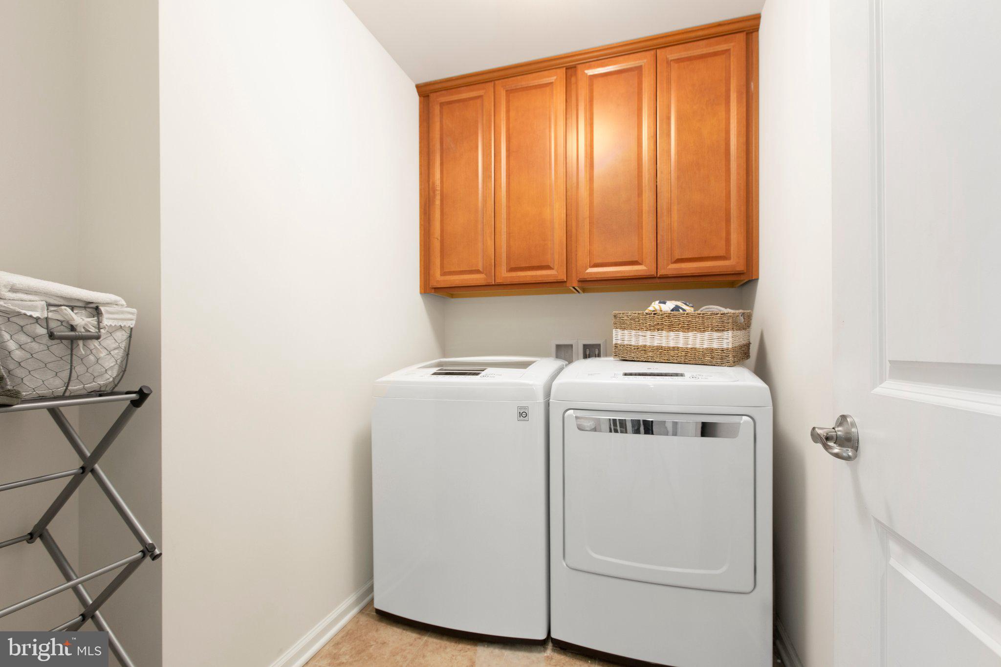 LIBERTY KNOLLS - Residential