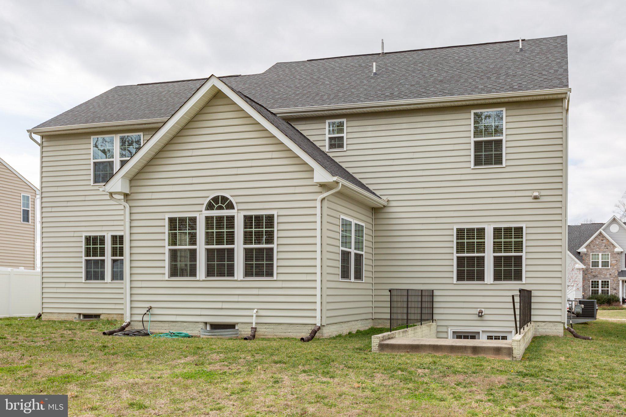 LIBERTY KNOLLS - Residential