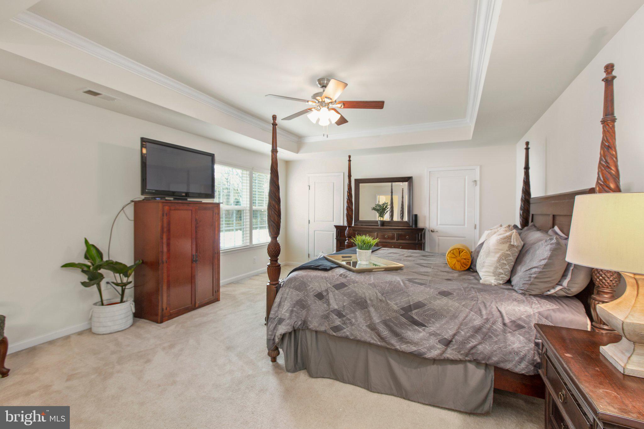 LIBERTY KNOLLS - Residential