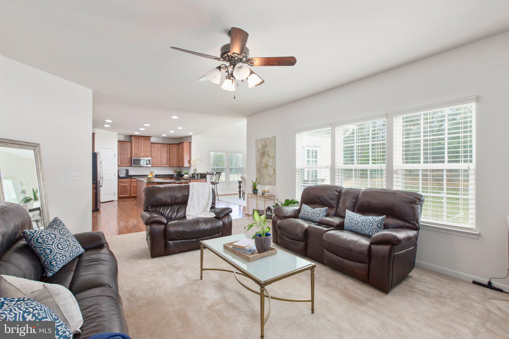 LIBERTY KNOLLS - Residential