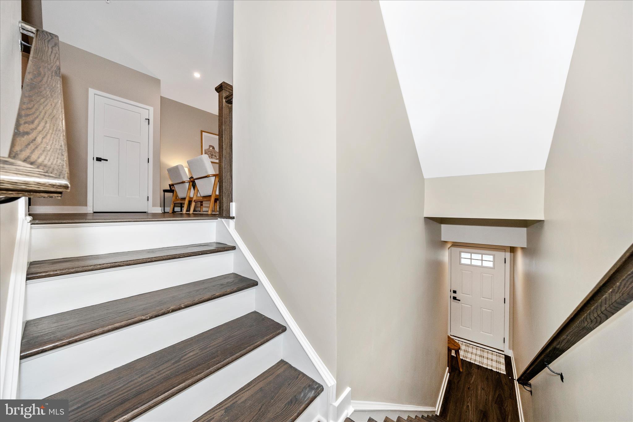 LAKE LINGANORE - Residential