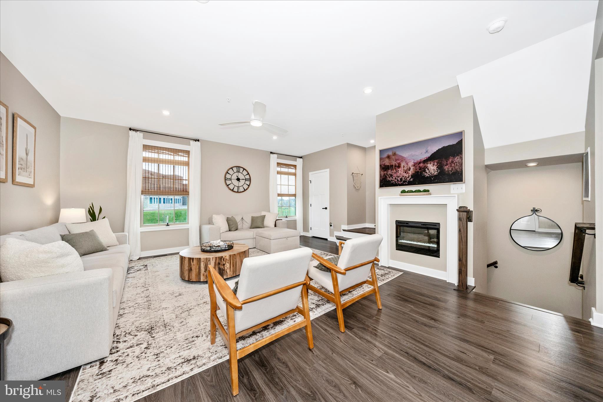 LAKE LINGANORE - Residential