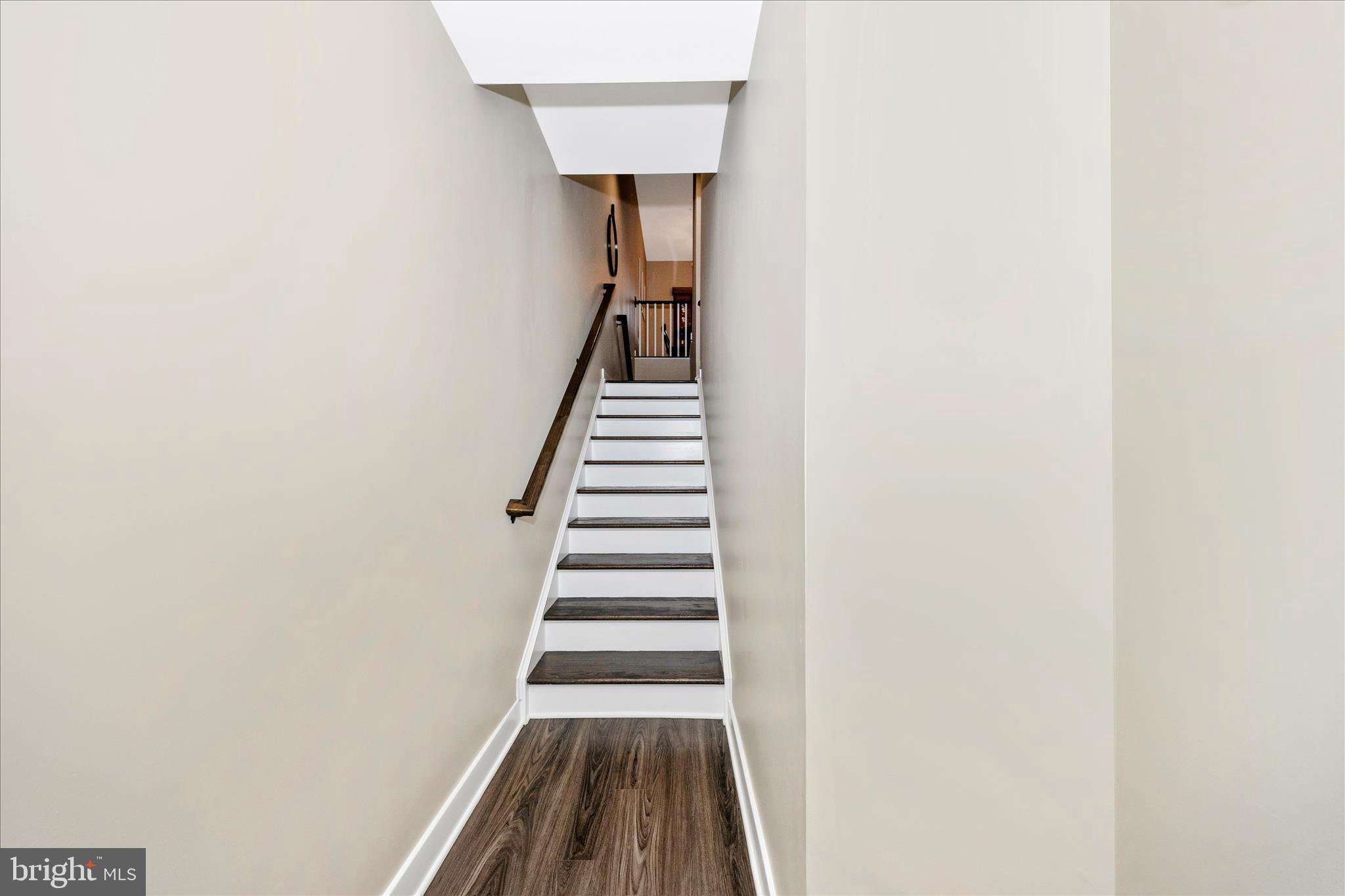 LAKE LINGANORE - Residential