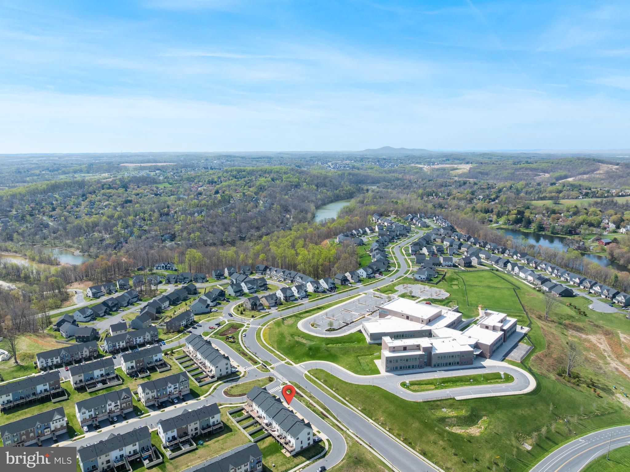 LAKE LINGANORE - Residential