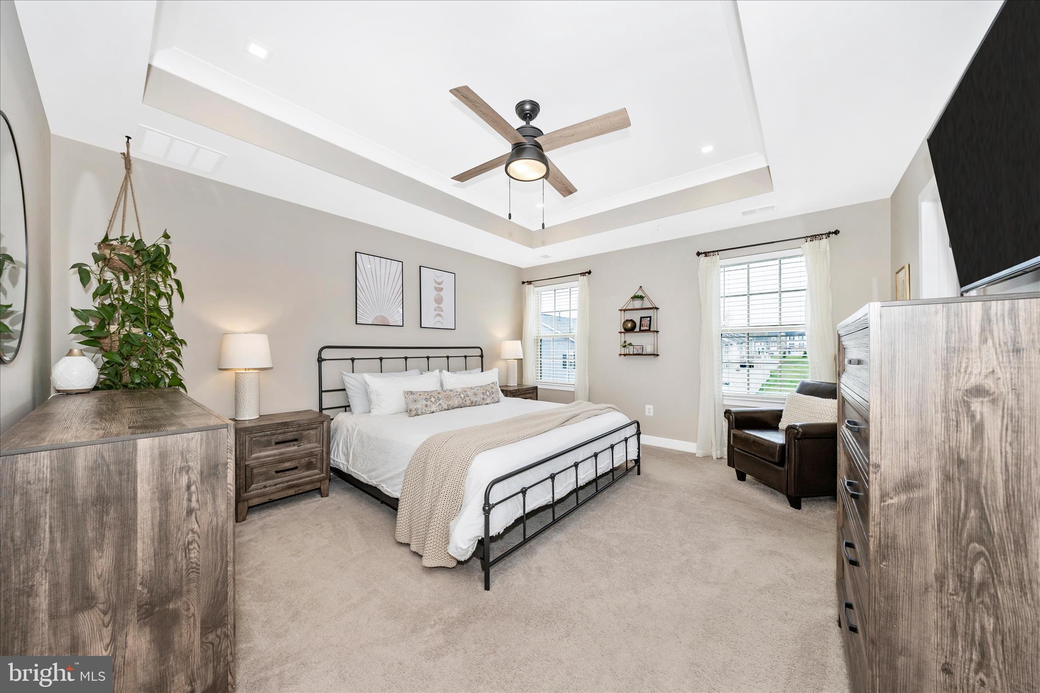 LAKE LINGANORE - Residential