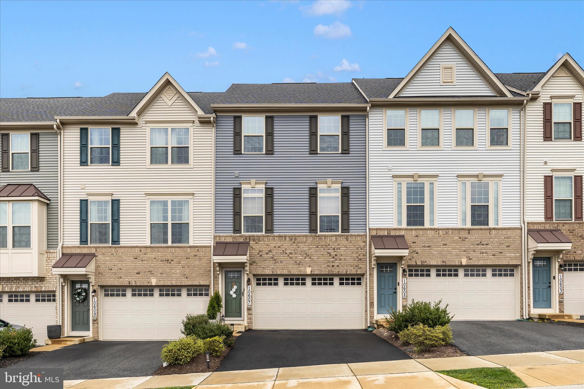 LAKE LINGANORE - Residential