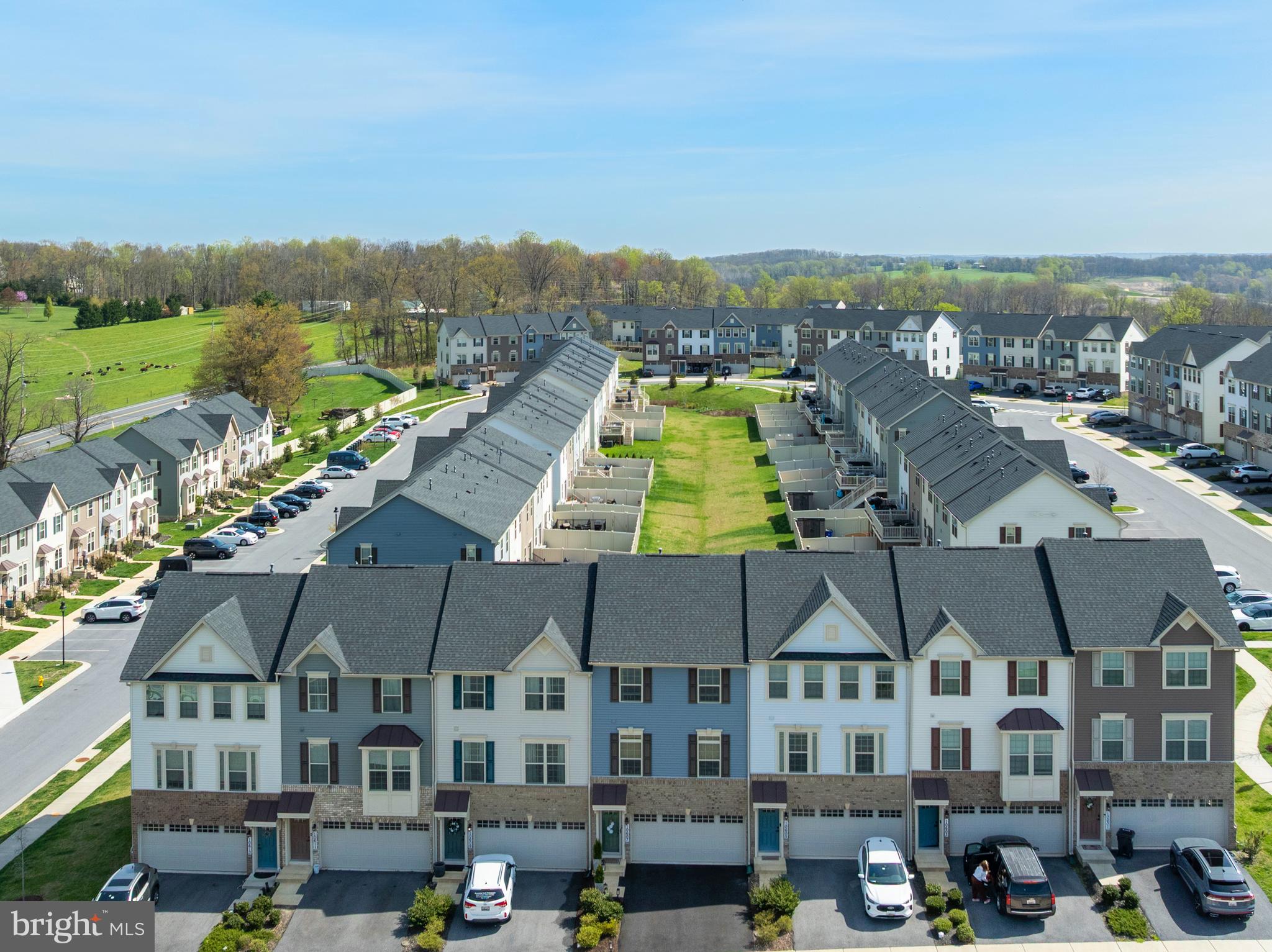 LAKE LINGANORE - Residential