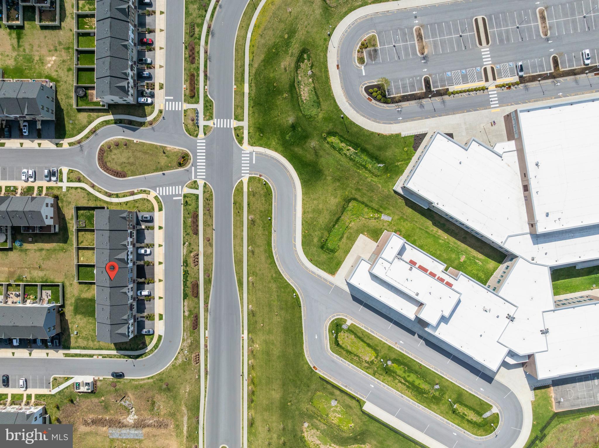 LAKE LINGANORE - Residential