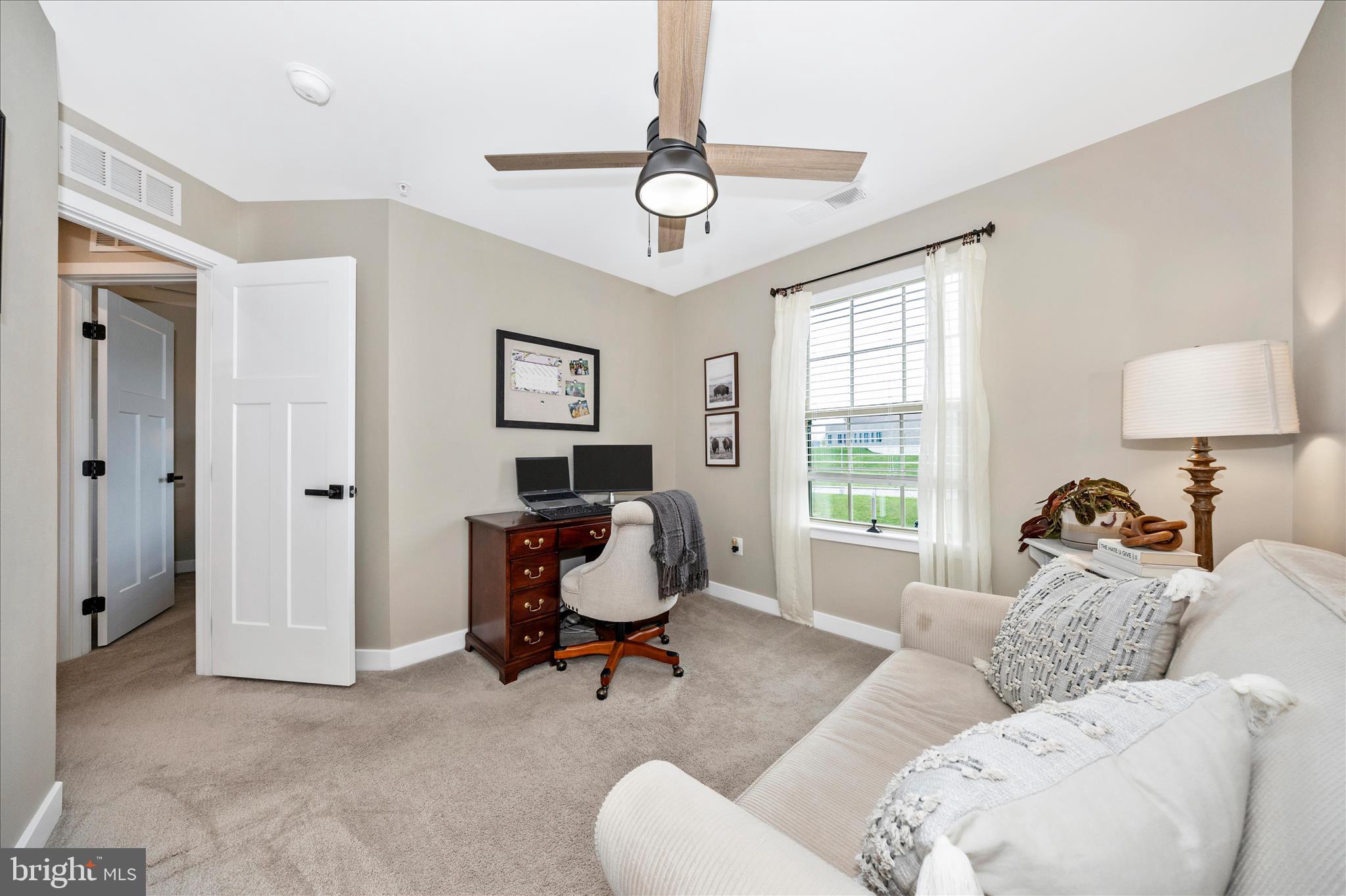 LAKE LINGANORE - Residential