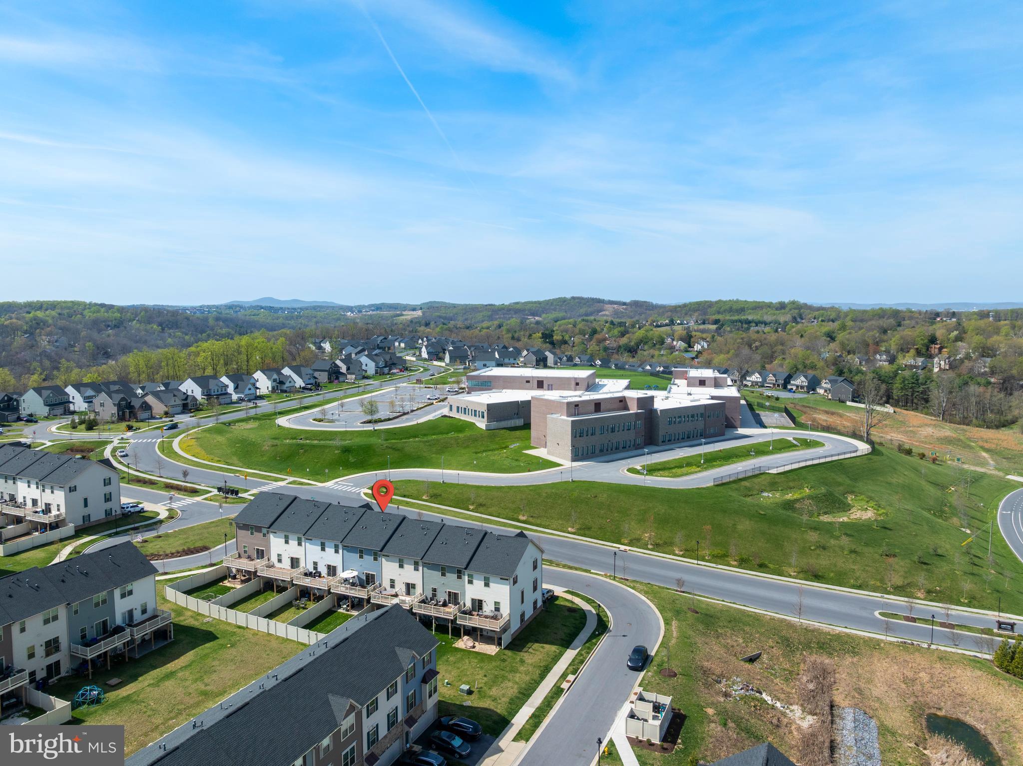 LAKE LINGANORE - Residential