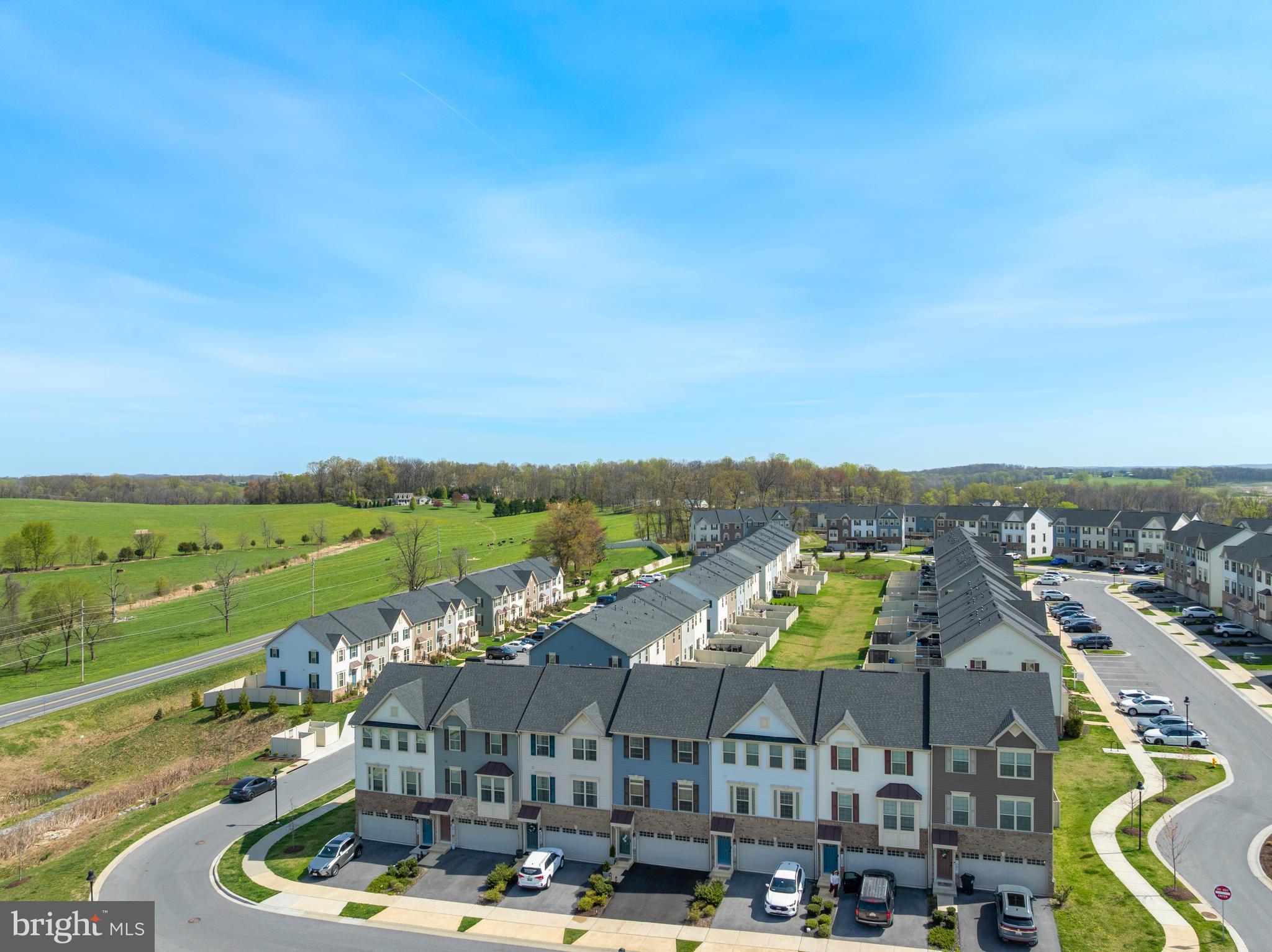 LAKE LINGANORE - Residential