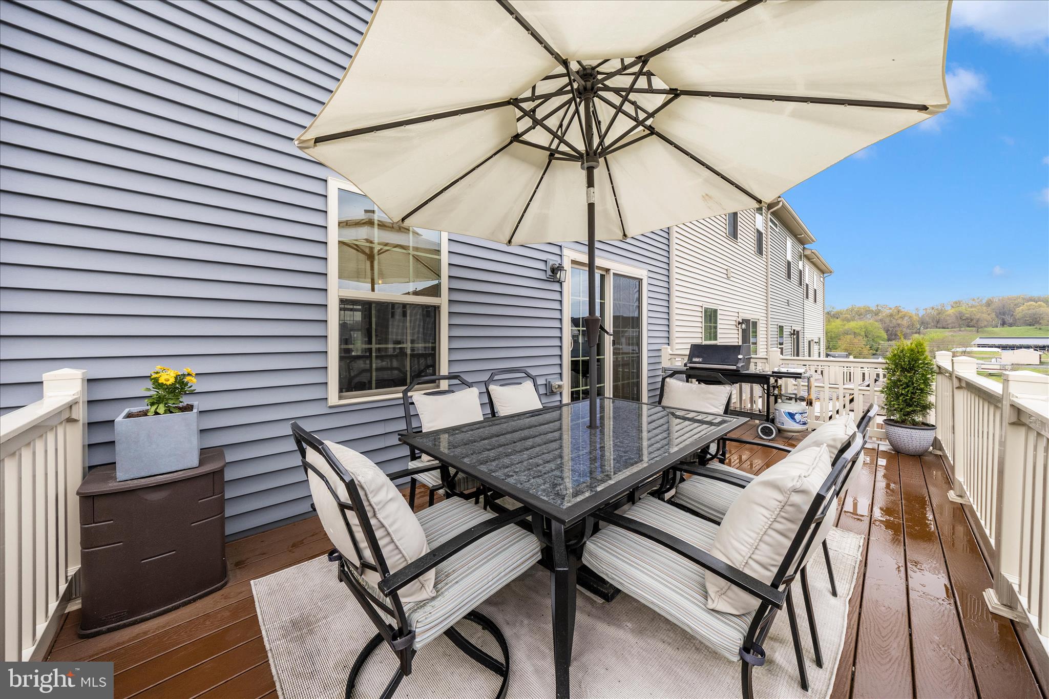 LAKE LINGANORE - Residential