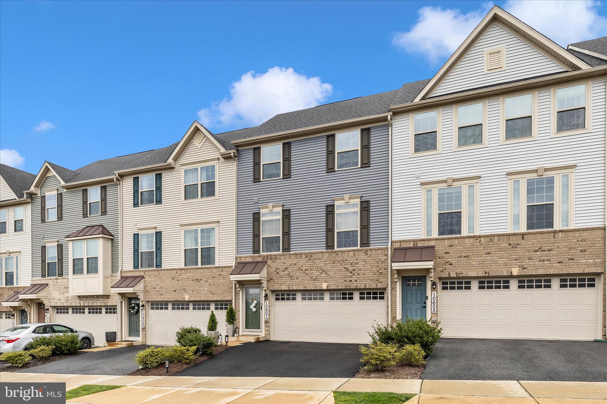 LAKE LINGANORE - Residential