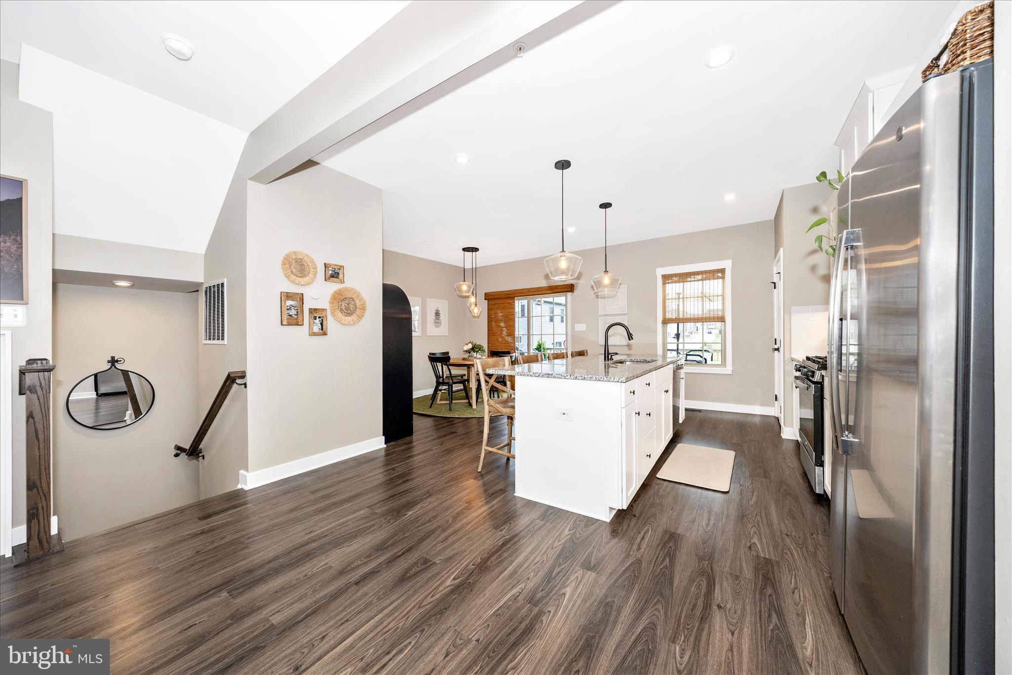 LAKE LINGANORE - Residential