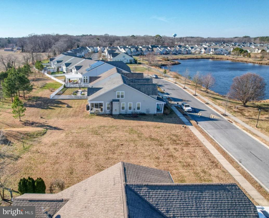 23789 PEMBROKE LANE