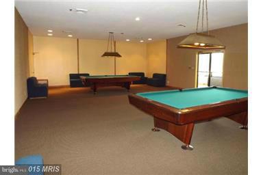 SKYLINE HOUSE - Residential