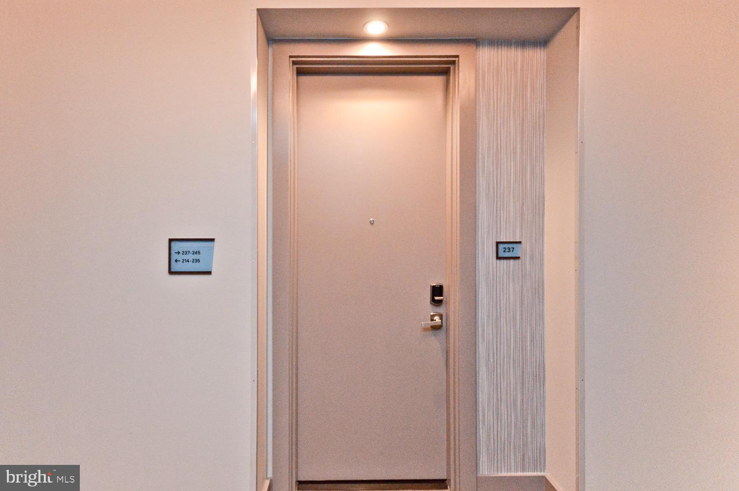 NATIONAL HARBOR - Residential Lease