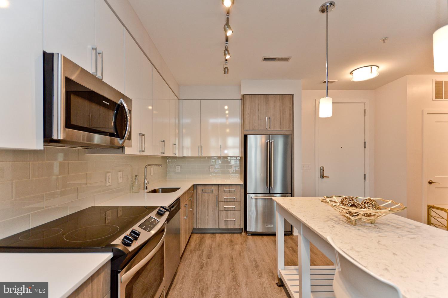 NATIONAL HARBOR - Residential Lease