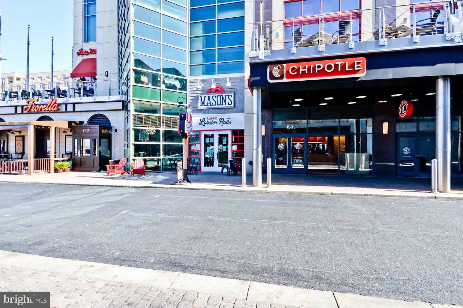 NATIONAL HARBOR - Residential Lease