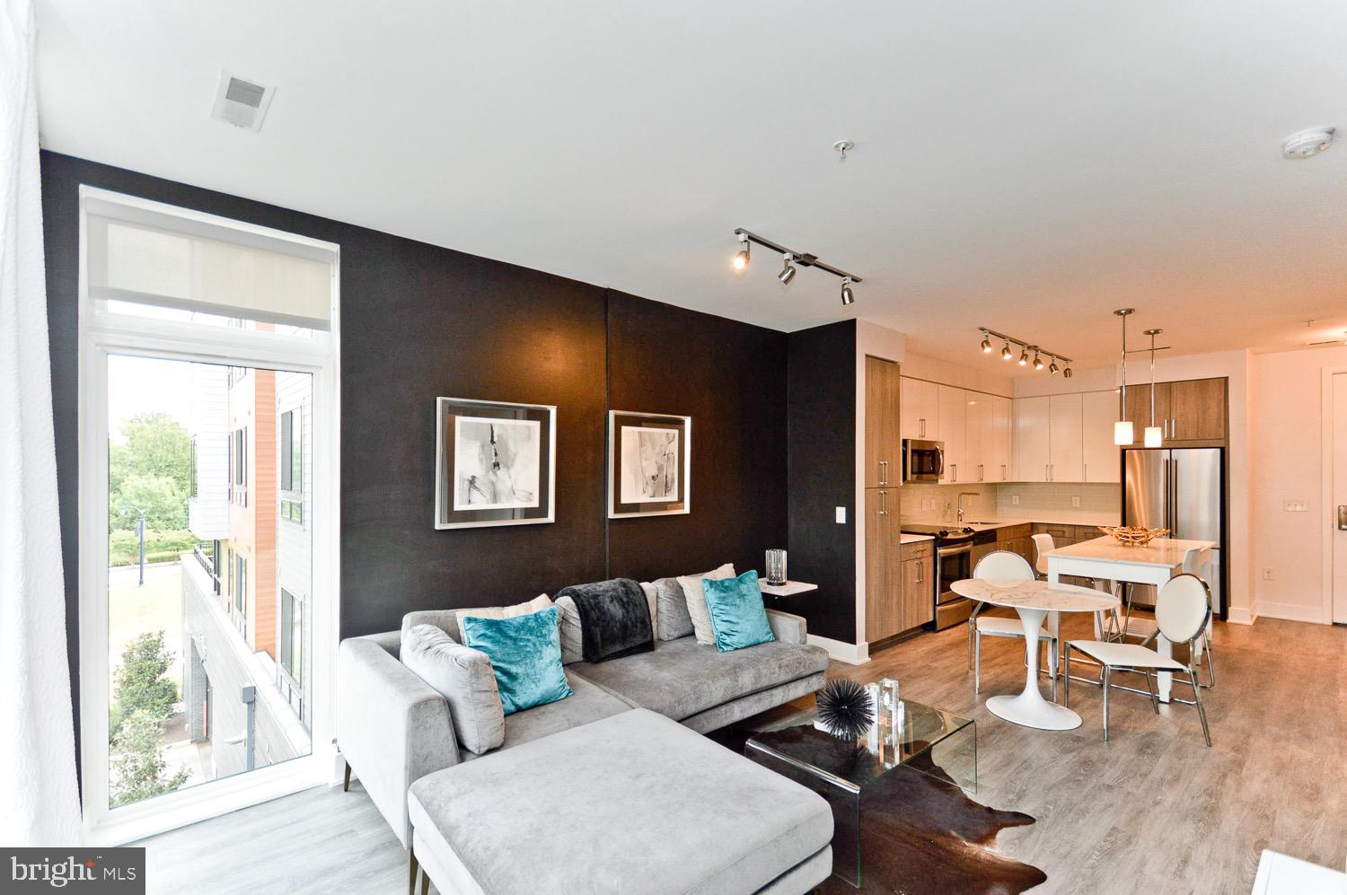 NATIONAL HARBOR - Residential Lease