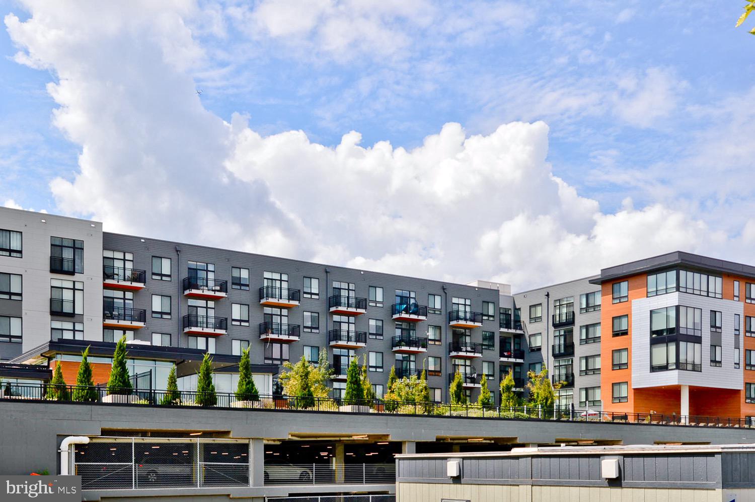 NATIONAL HARBOR - Residential Lease