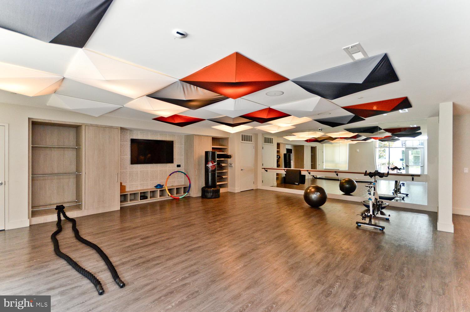 NATIONAL HARBOR - Residential Lease