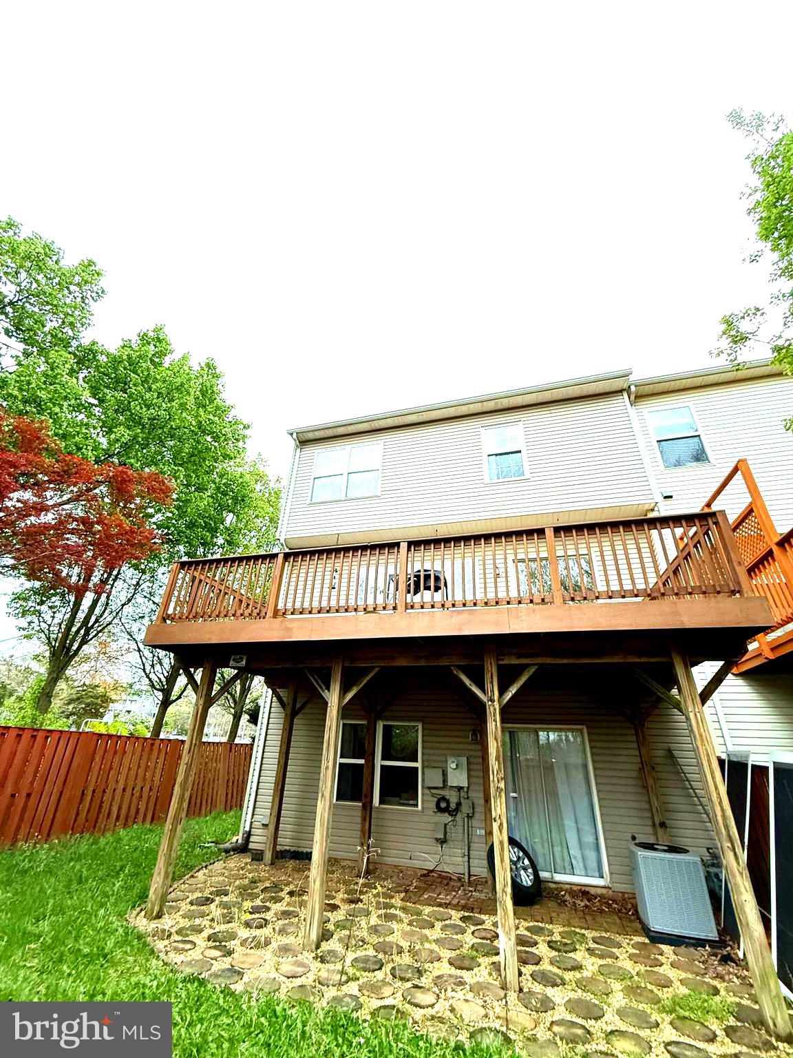 GREENS AT FAIR LAKES - Residential Lease