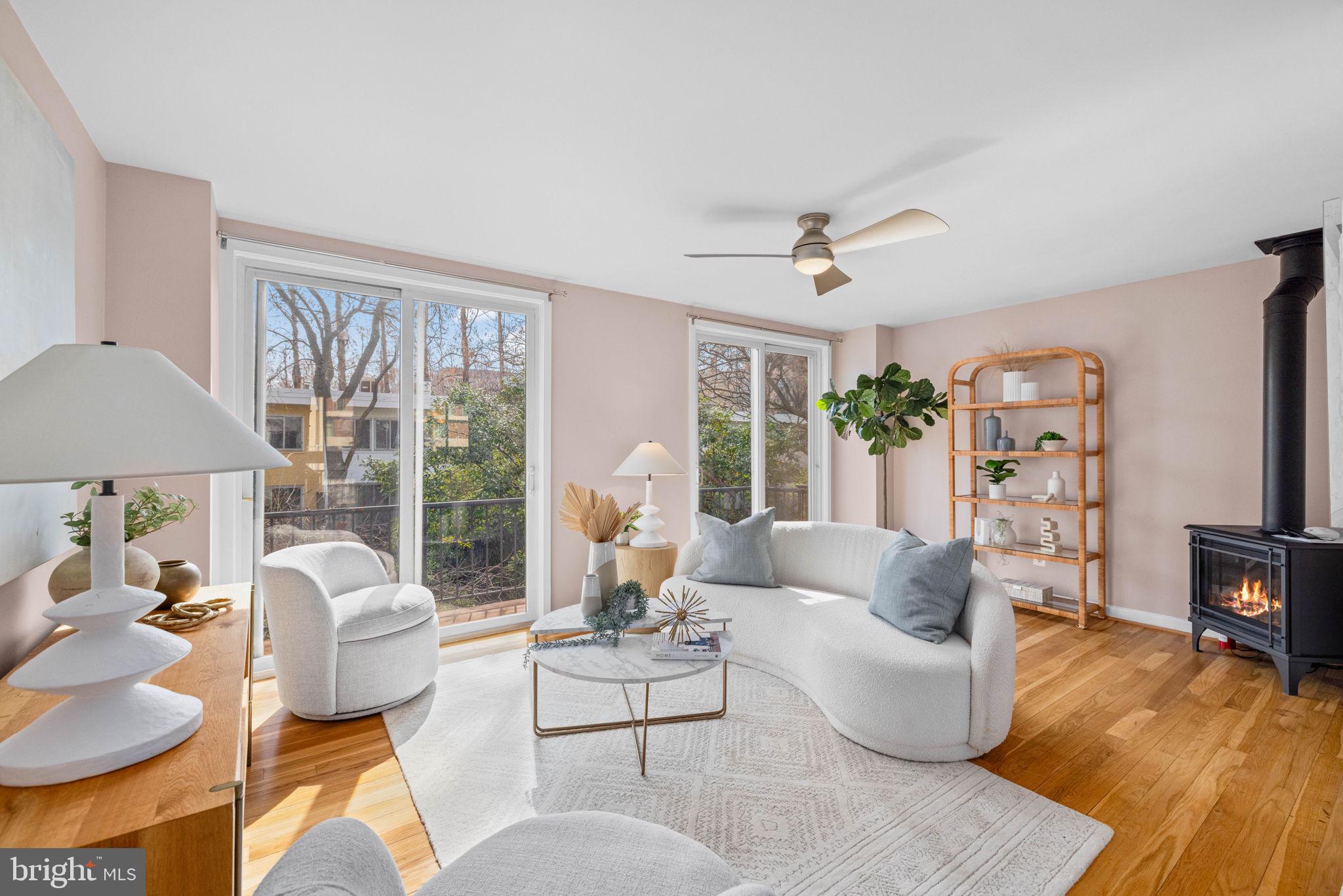 320 G STREET SW