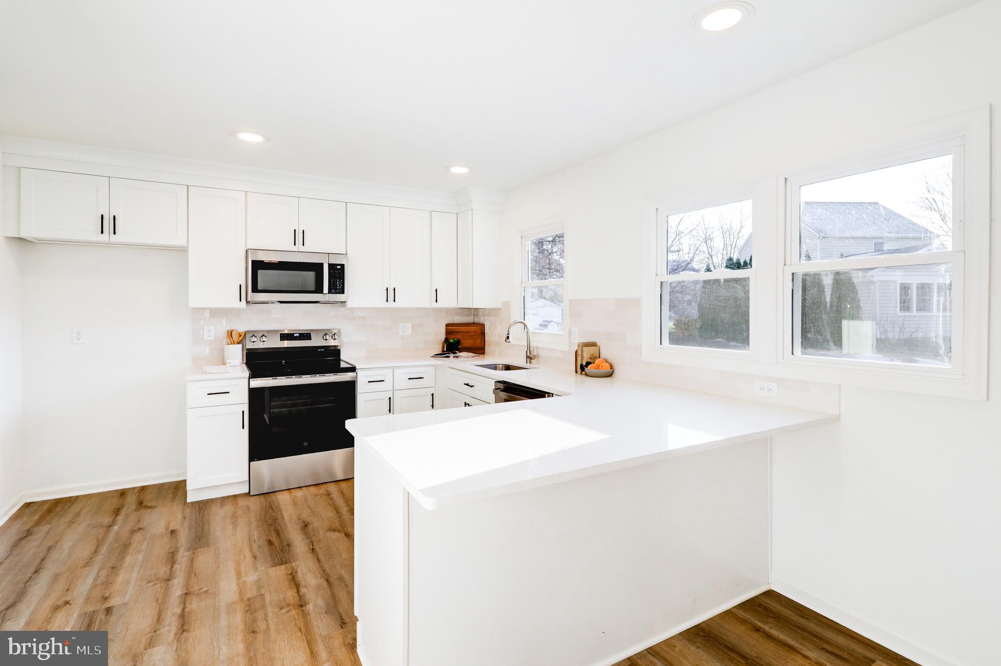 EAST HEMPFIELD TWP - Residential