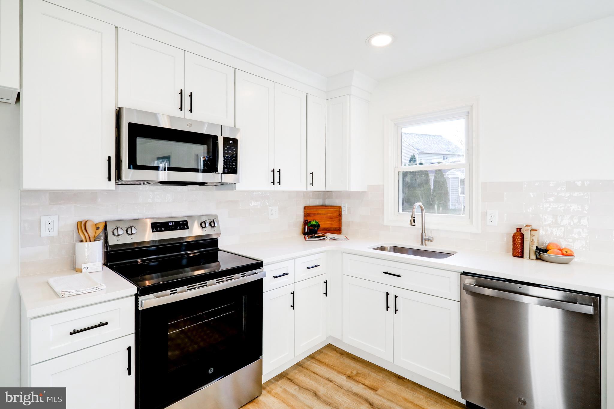 EAST HEMPFIELD TWP - Residential