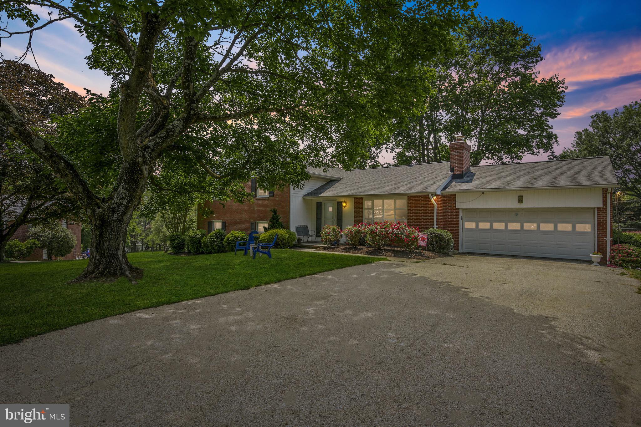 POT SPRING - Residential