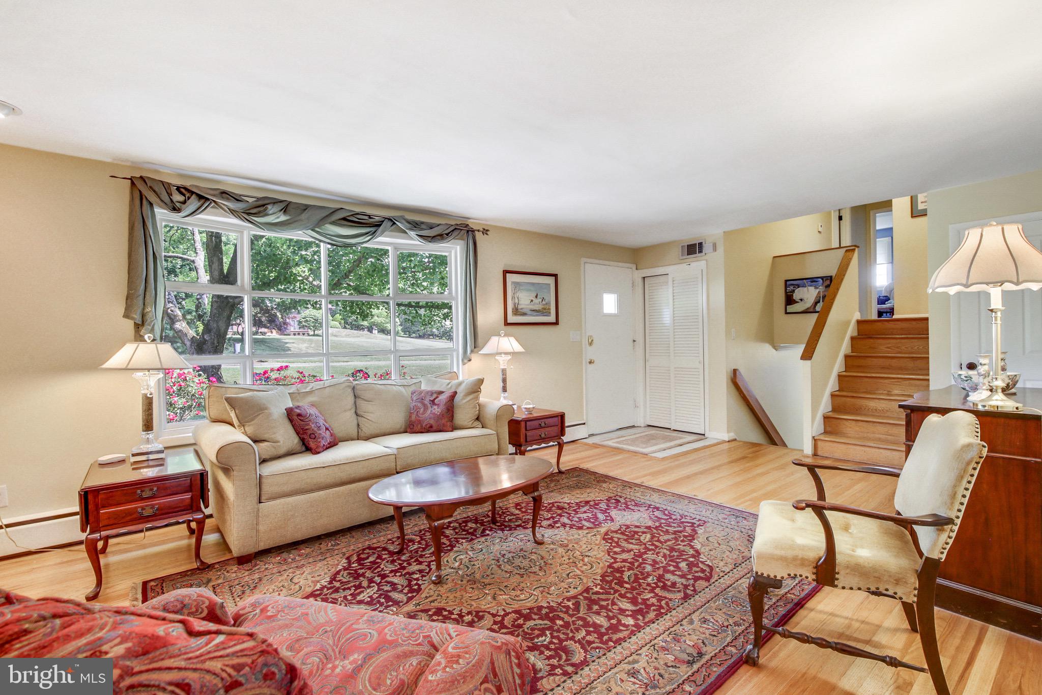 POT SPRING - Residential